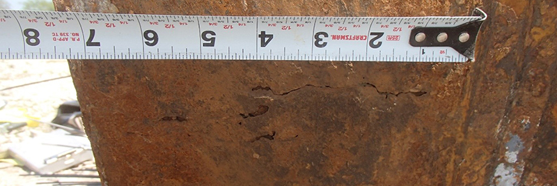 Corrosion of the steel cylinder